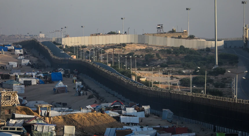 Após pressão dos EUA Israel anuncia reabertura temporária de posto de