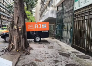 Homem Encontrado Morto Dentro De Elevador Em Pr Dio Em Copacabana