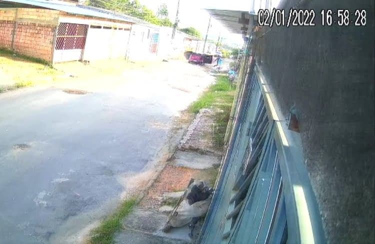 Irmãos são executados em frente de casa na zona Norte de Manaus; veja vídeo