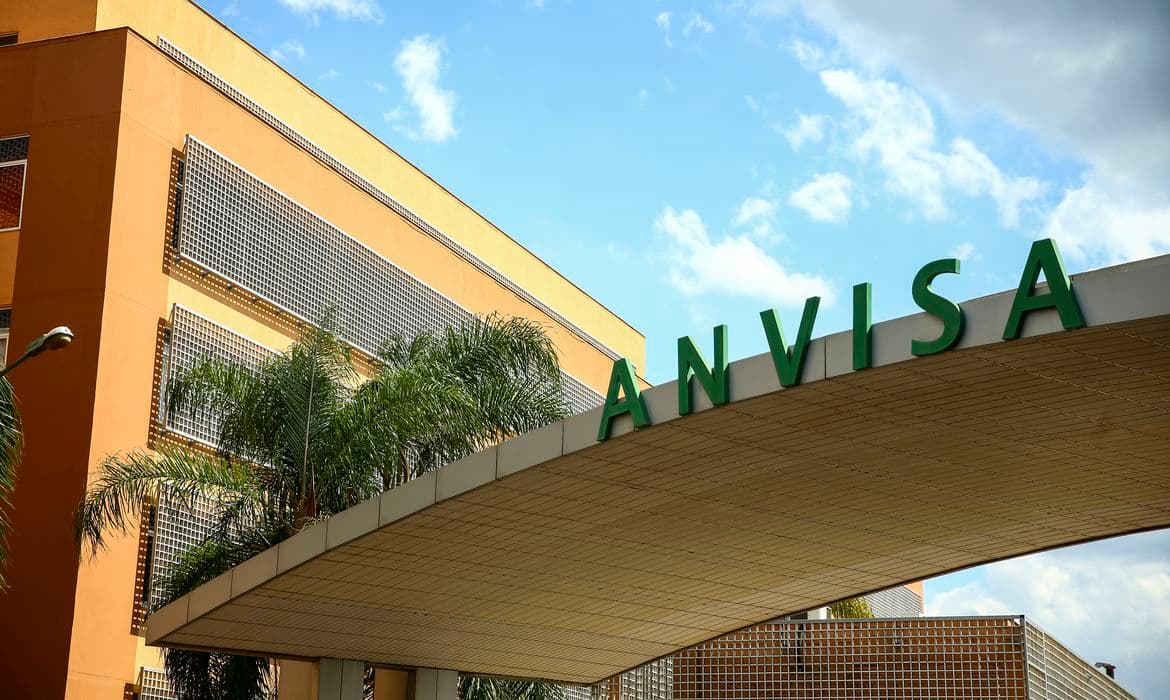 Anvisa determina o recolhimento de autoteste de Covid-19 no Brasil
