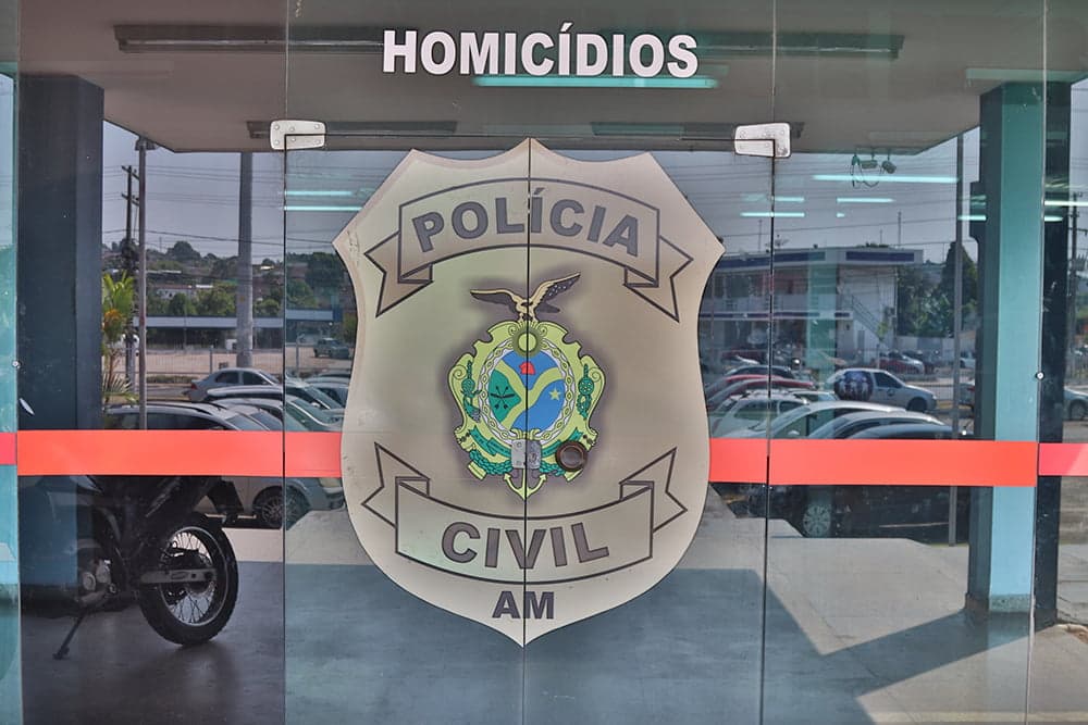 Jovem é assassinado em beco no bairro Campos Sales