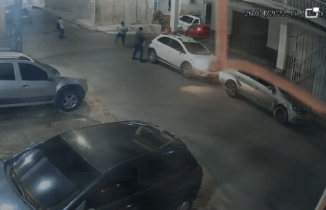 Garis fazem manifestação após morte de colega de trabalho em Manaus