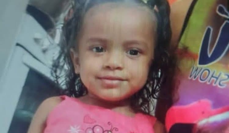 Corpo de menina de 2 anos é encontrado em igarapé e policia suspeita que ela tenha sido estuprada