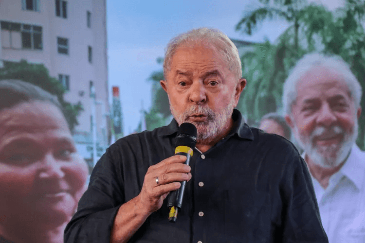 Embaixada da Ucrânia e assessor de Zelensky respondem a falas de Lula sobre guerra
