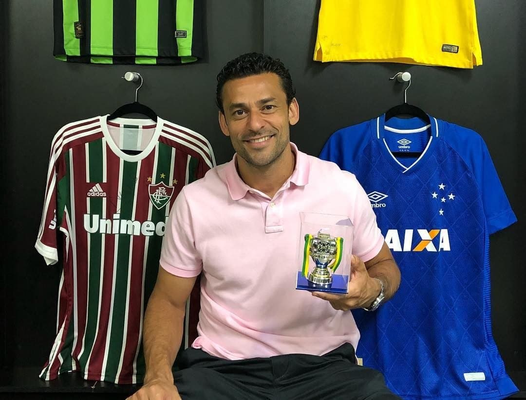 Ex-jogador Fred inicia curso de treinador na CBF