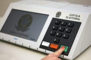 TSE: apenas um partido tem maioria feminina nas candidaturas de 2026