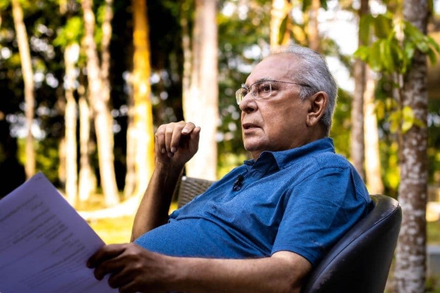 Amazonino Mendes tem quadro estável, diz assessoria