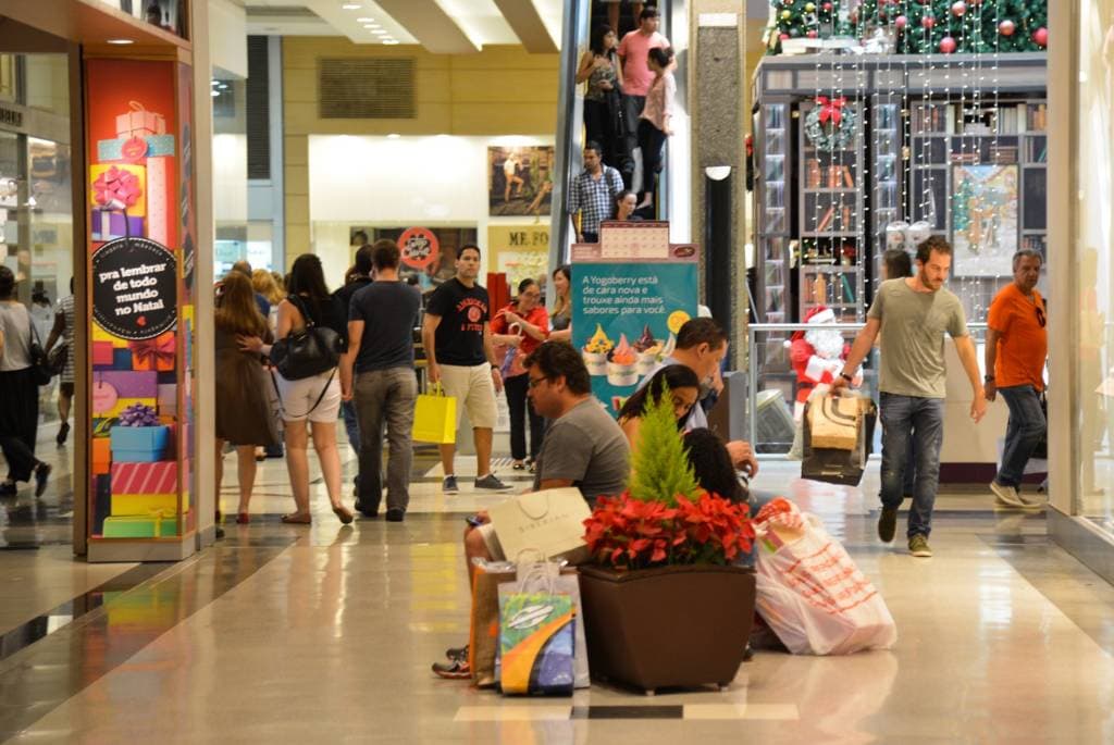 Shoppings de Manaus ampliam horário de funcionamento