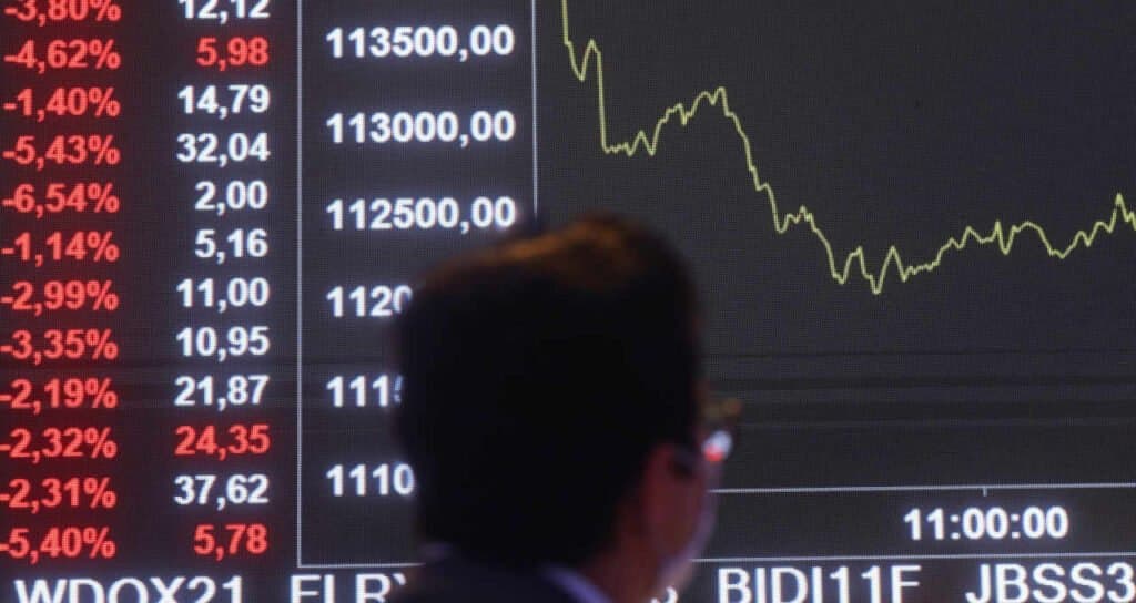 Bolsa tem um dos piores resultados da história e fecha com queda de 13,88%