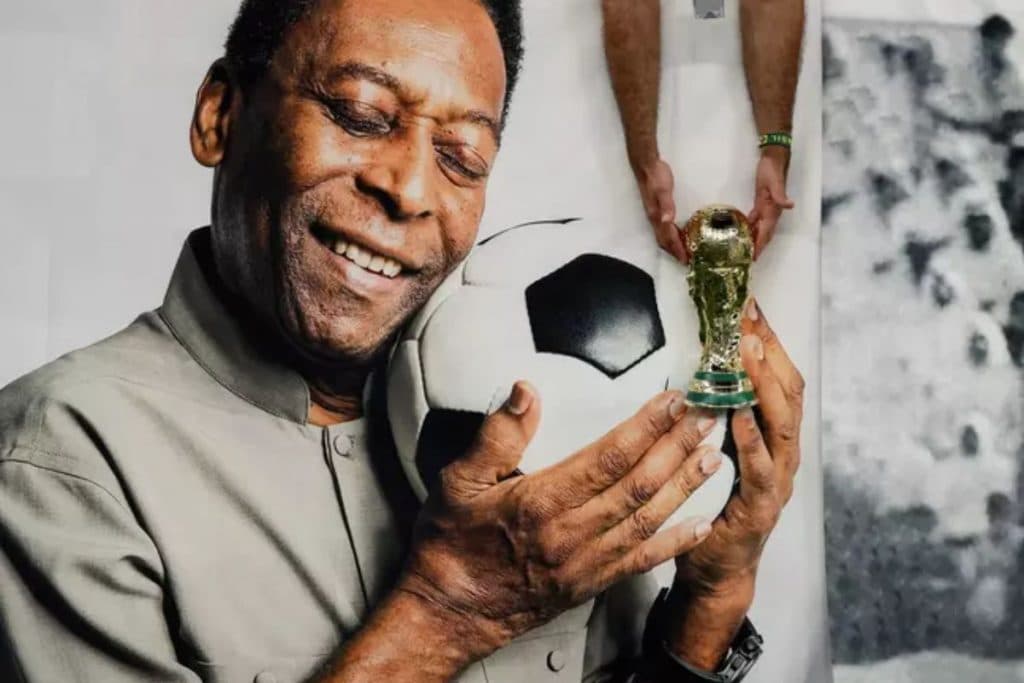 Pelé tem piora na luta contra o câncer