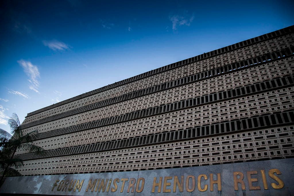 TJAM vai funcionar em regime de plantão nesta segunda-feira, 1º