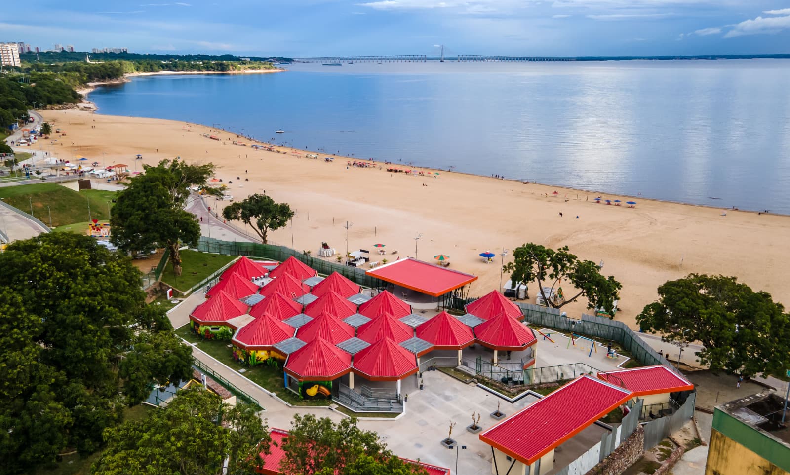 Saiba o que está proibido no Dia do Trabalhador na Ponta Negra