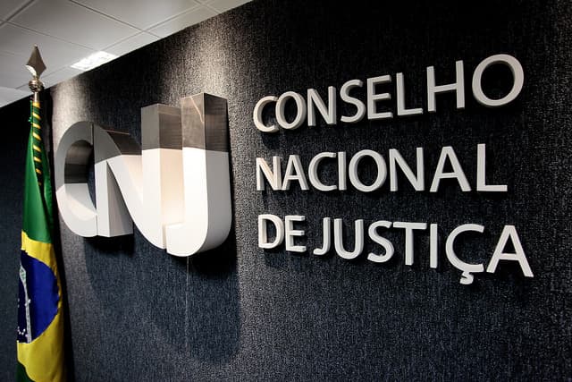 CNJ vai investigar juiz que presidia sessão em Manaus onde advogada foi ofendida