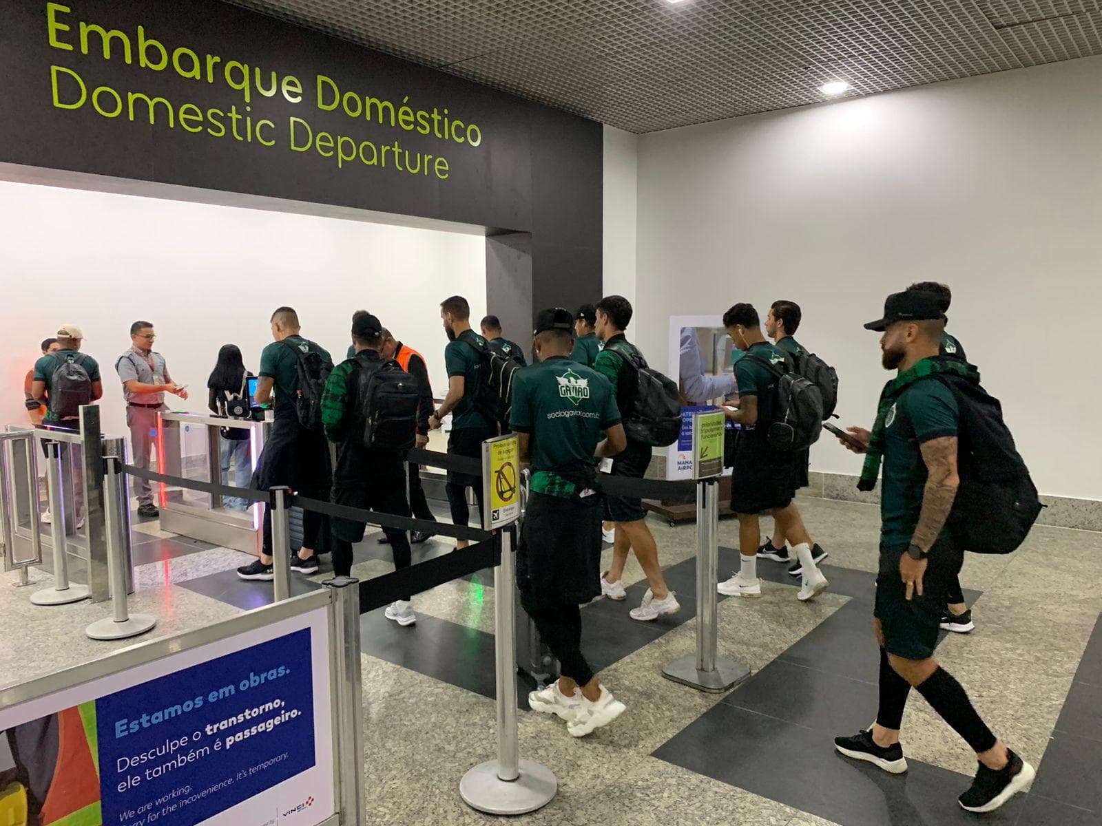 Manaus chega no Paraná para duelo da Série C