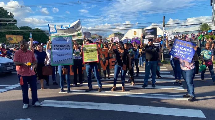 Lula vai se reunir com reitores para fazer acordo e encerrar a greve dos professores federais