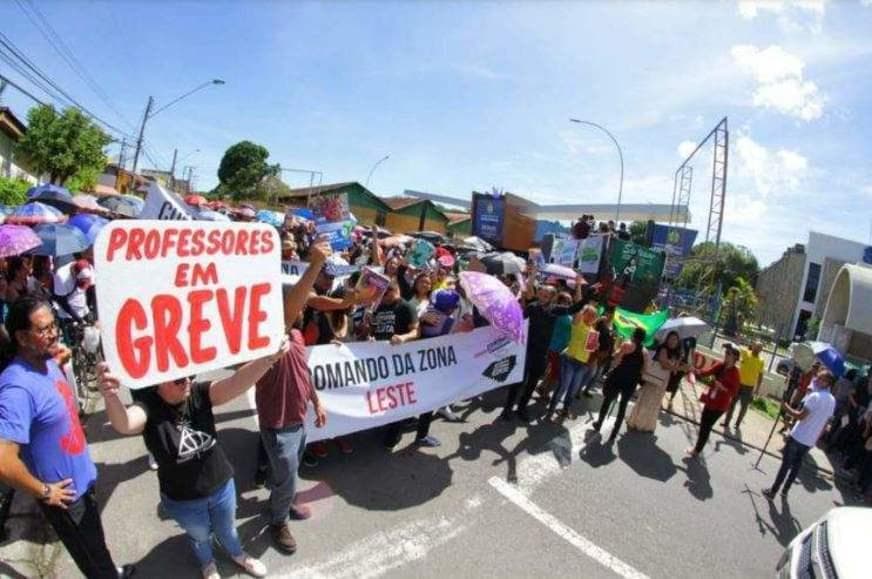 Governo do AM inicia processo de devolução de descontos de professores