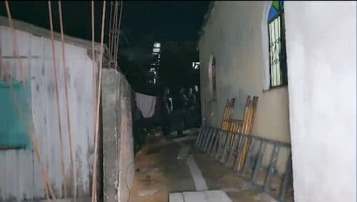 VÍDEO: Homem é surpreendido por pistoleiros e executado com 17 tiros em Manaus 