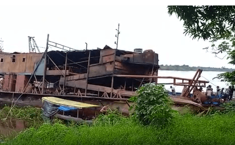 Uma pessoa morre em explosão de balsa em Maraã. Assista cenas