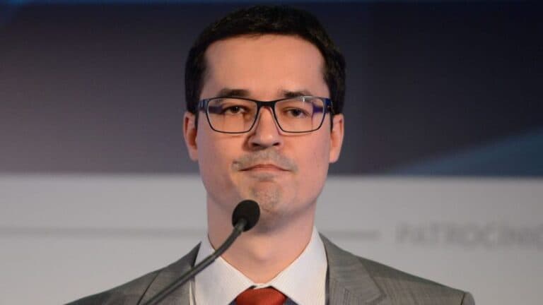 TSE adia julgamento do registro de candidatura de Deltan Dallagnol