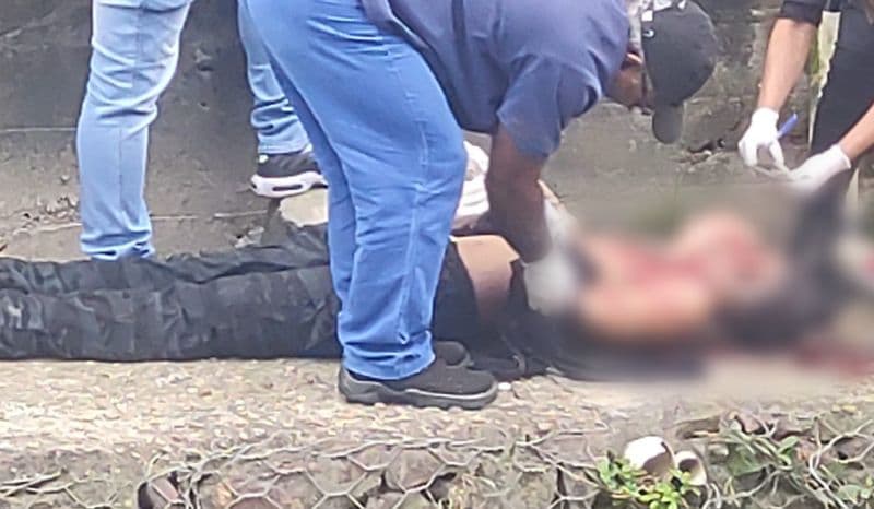 Homem é executado com vários tiros na cabeça em rip rap de Manaus