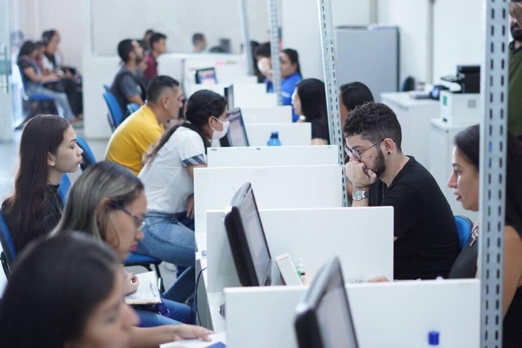 Manaus tem 247 vagas de emprego nesta sexta (17/10) divulgadas pelo Sine; veja quais