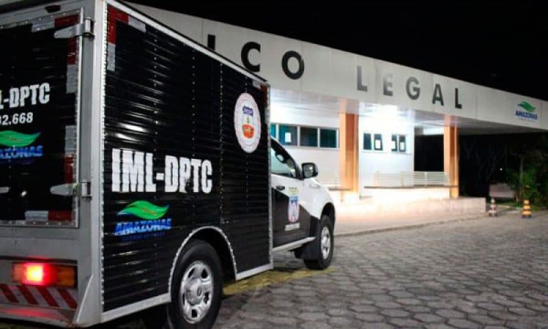 Homem morre e outro fica ferido após reagirem a assalto, em Manaus