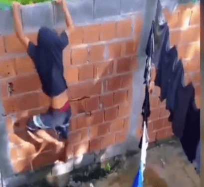 VÍDEO: Amante pula muro ao fugir do marido que flagrou traição