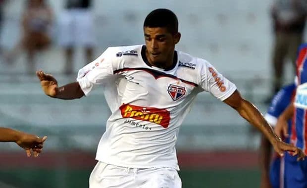 CBF adia Nacional x Bahia de Feira após morte de jogador
