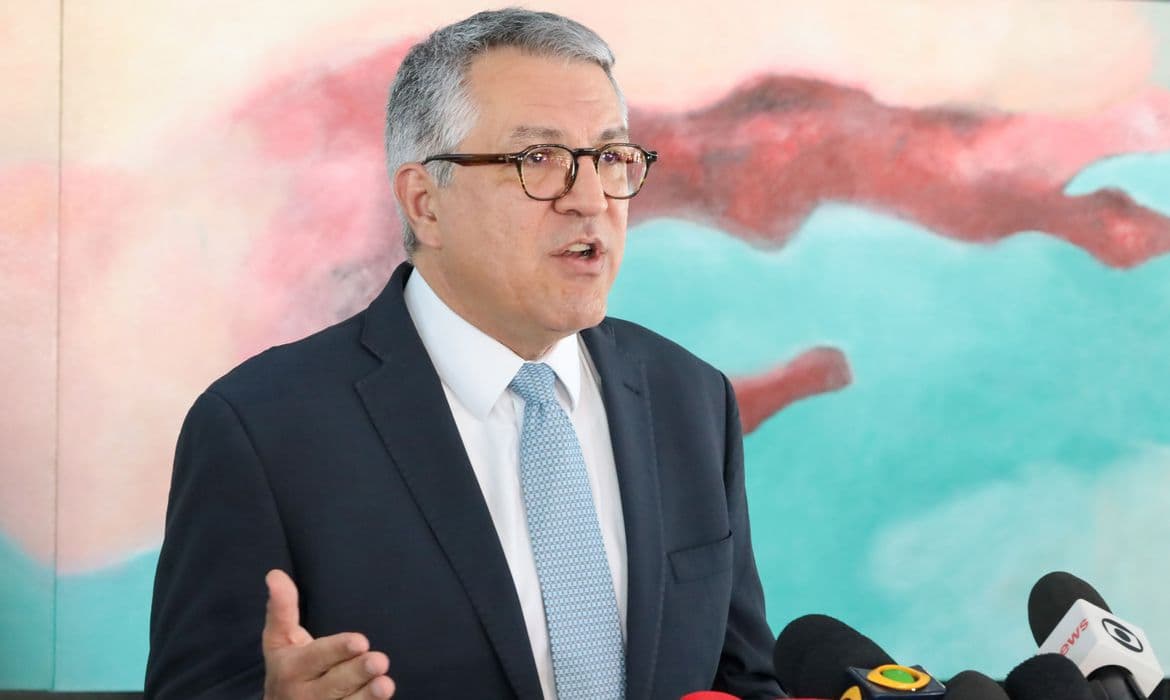 Governo aposta em conclusão da Reforma Tributária na próxima semana, diz Padilha