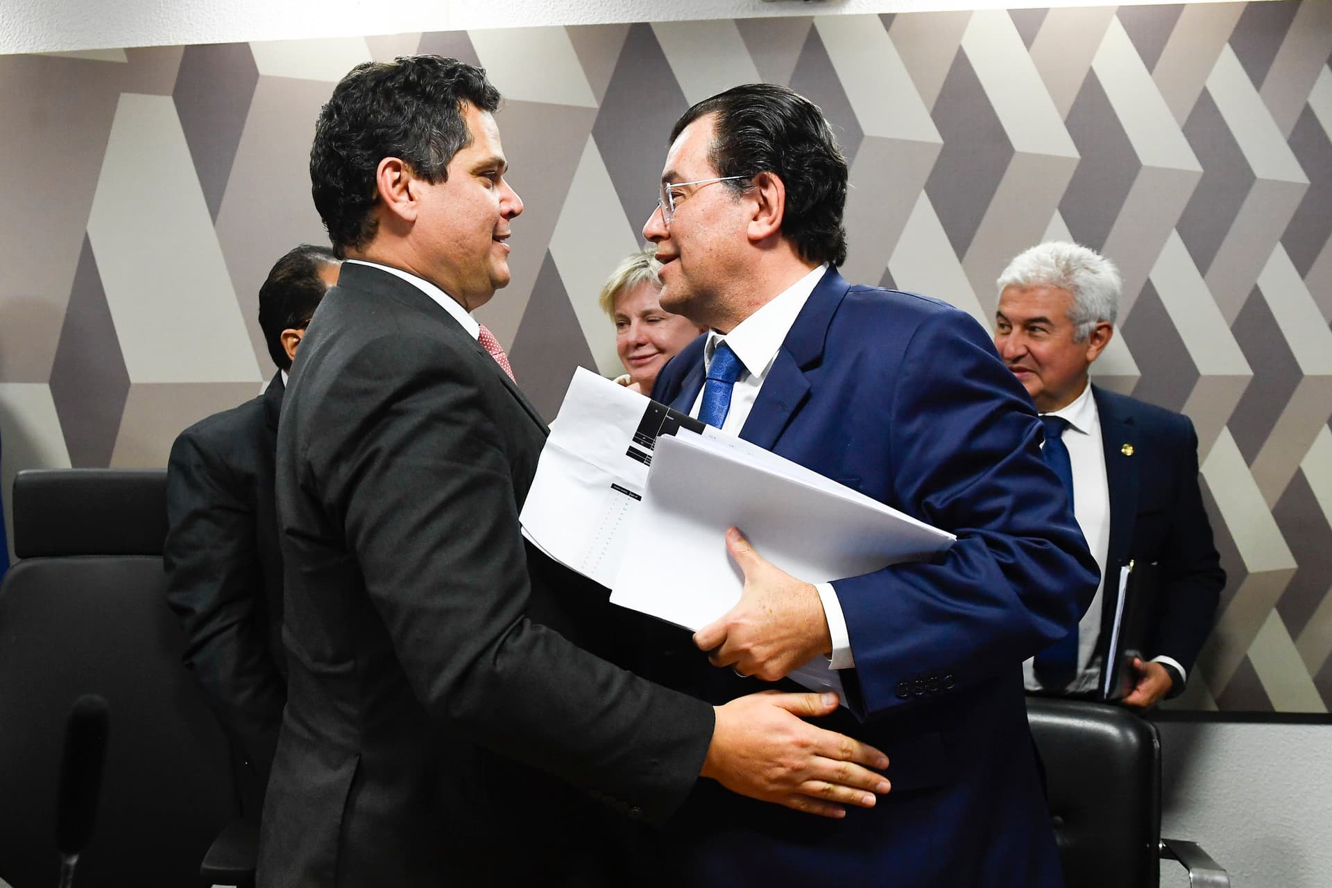 Reforma Tributária: Braga entrega relatório com texto alternativo à CCJ do Senado