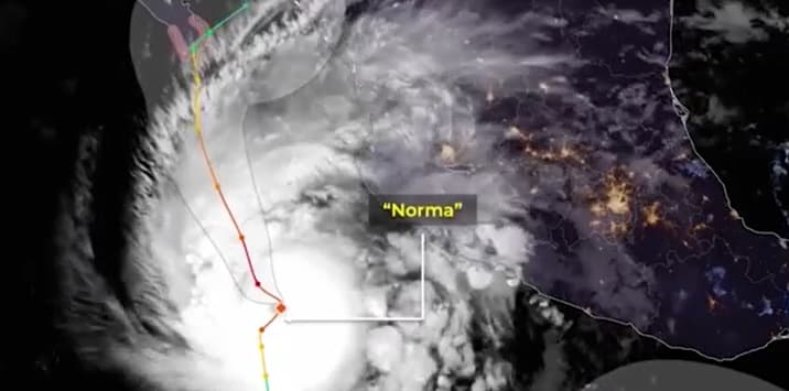 Furacão Norma de categoria 3 avança em direção ao México