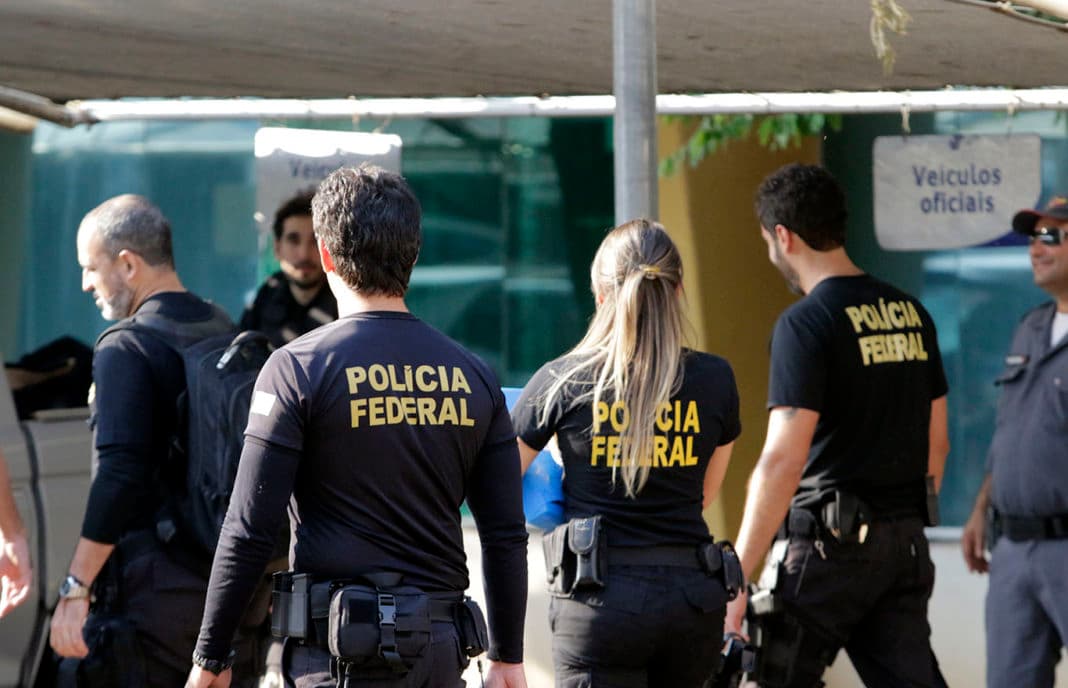 Polícia Federal investiga desvios de medicamentos destinados aos Yanomami