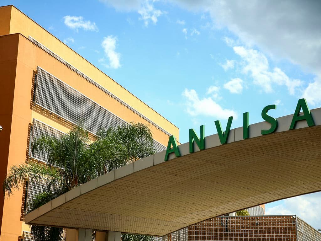 Anvisa recolhe lotes de Sidra Cereser com vidros na bebida
