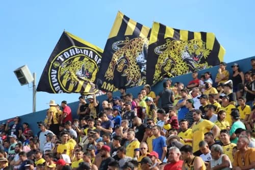 Venda de ingressos para crianças assistirem ao jogo do Amazonas FC gera polêmica nas redes sociais