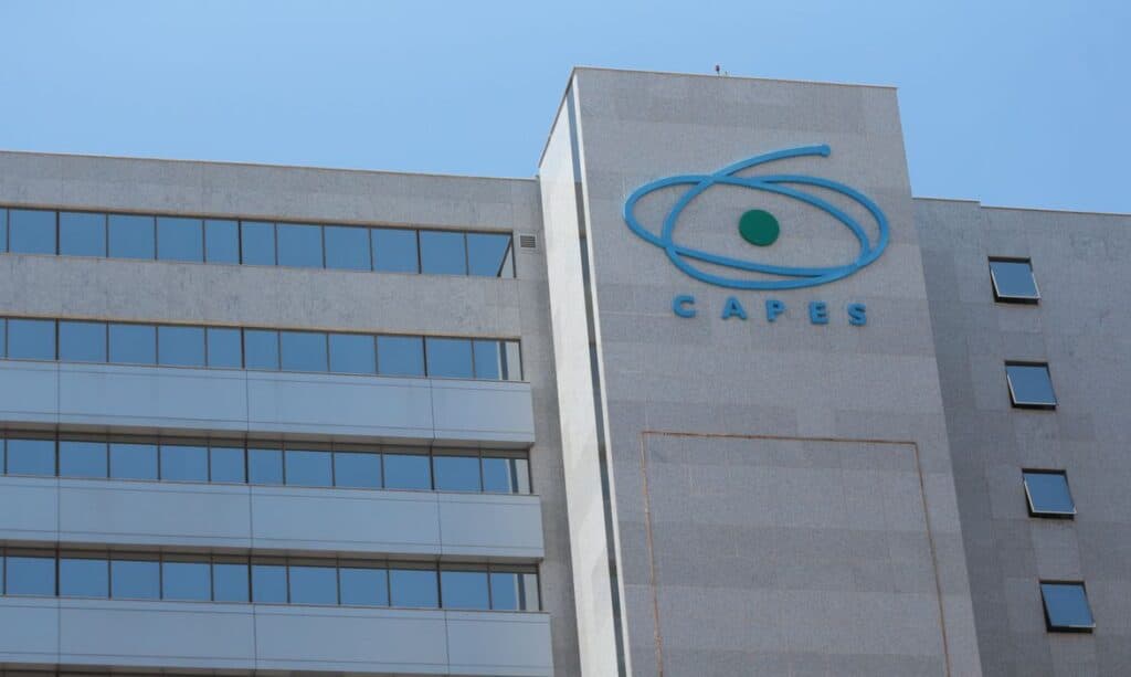 CAPES cria regras nacionais para combater assédio e discriminação na pós-graduação