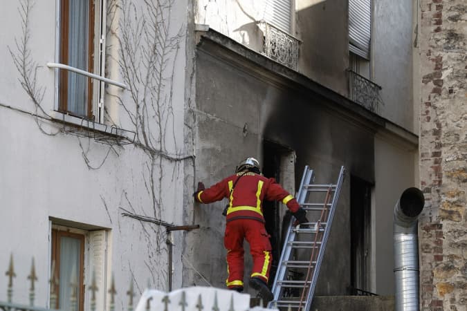 Incêndio em prédio residencial deixa três mortos e oito feridos, em Paris