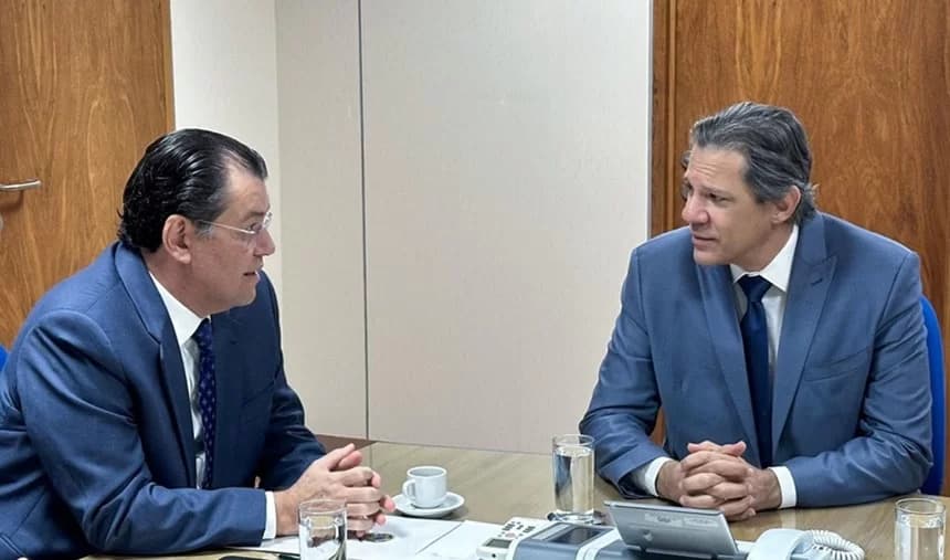 Eduardo Braga se reúne com Haddad para discutir reforma tributária