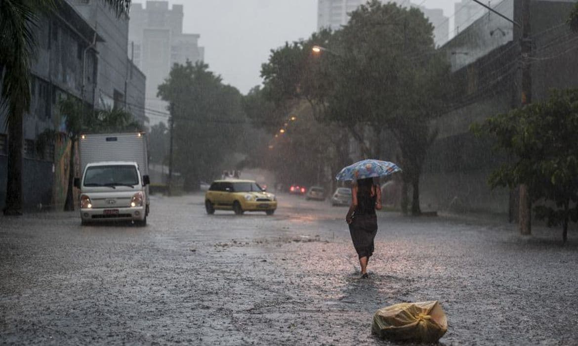Seis pessoas morrem em São Paulo em decorrência de chuvas