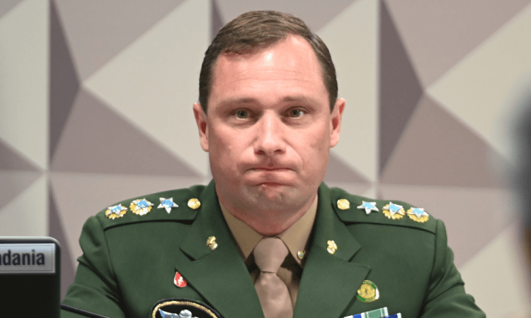 Defesa de Mauro Cid tem até hoje (29) para apresentar alegações finais sobre trama golpista