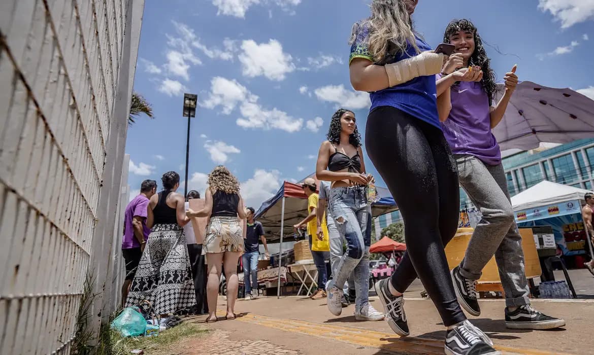 Inep prorroga até segunda, 20, prazo para solicitar reaplicação do Enem