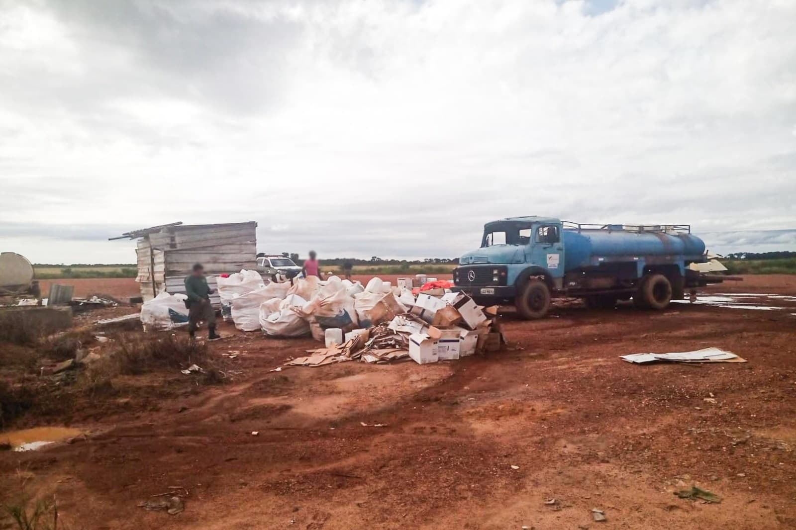 MP denuncia proprietários rurais do TO por descarte irregular de embalagens de agrotóxicos