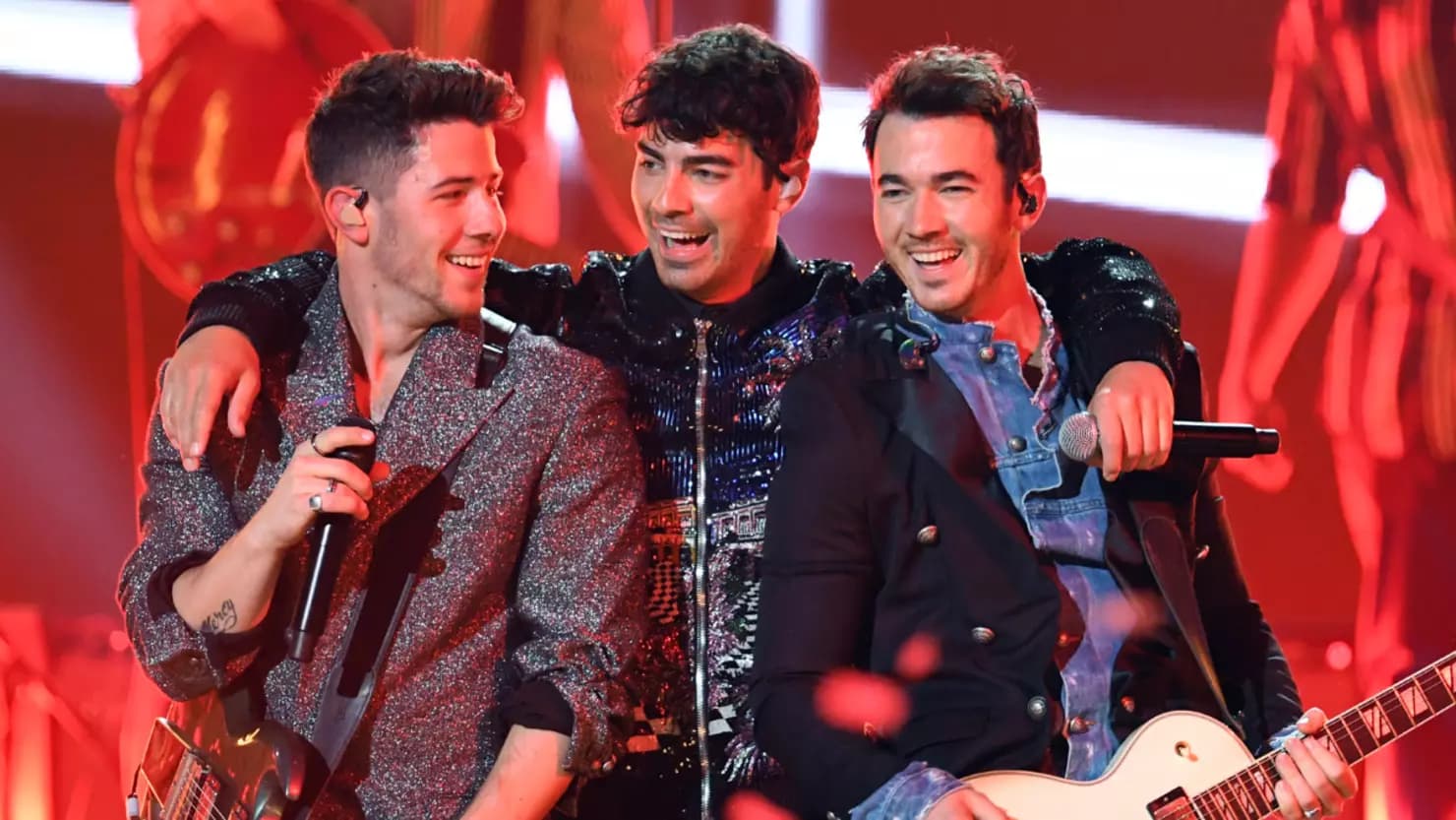 Após dez anos, Jonas Brothers voltam ao Brasil com shows