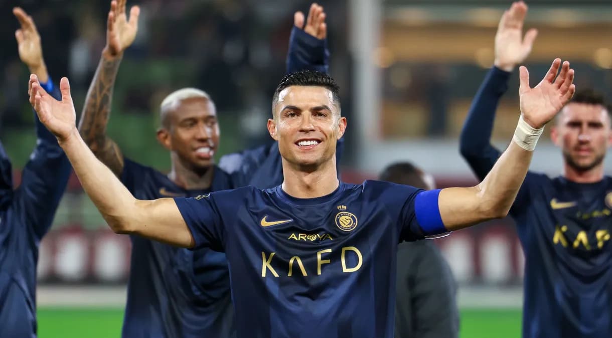 Cristiano Ronaldo marca em goleada e termina 2023 como artilheiro do ano
