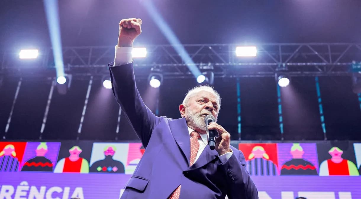 Lula continua coordenando nossas ações durante o recesso, diz Pimenta