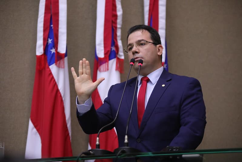“Não quero atrapalhar ninguém, mas também não quero ser atrapalhado”, diz Wilker Barreto sobre pré-candidatura à Prefeitura de Manaus