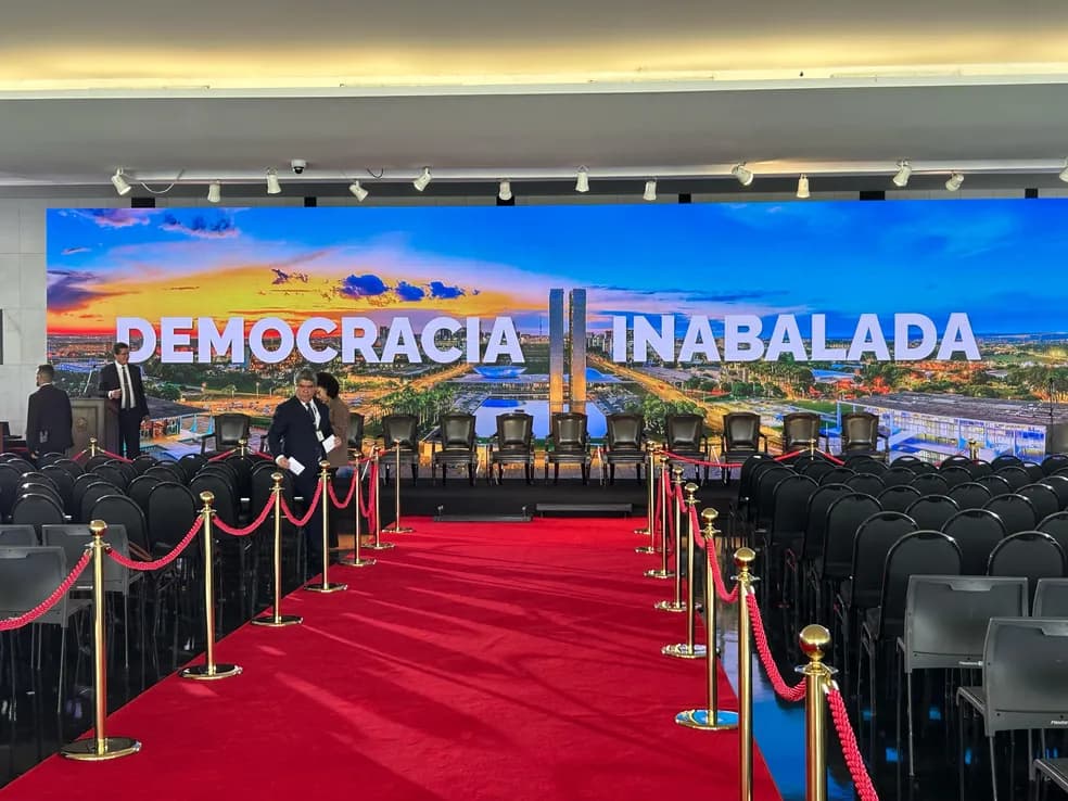 Políticos do Amazonas não comparecem ao evento promovido por Lula para lembrar 8 de Janeiro