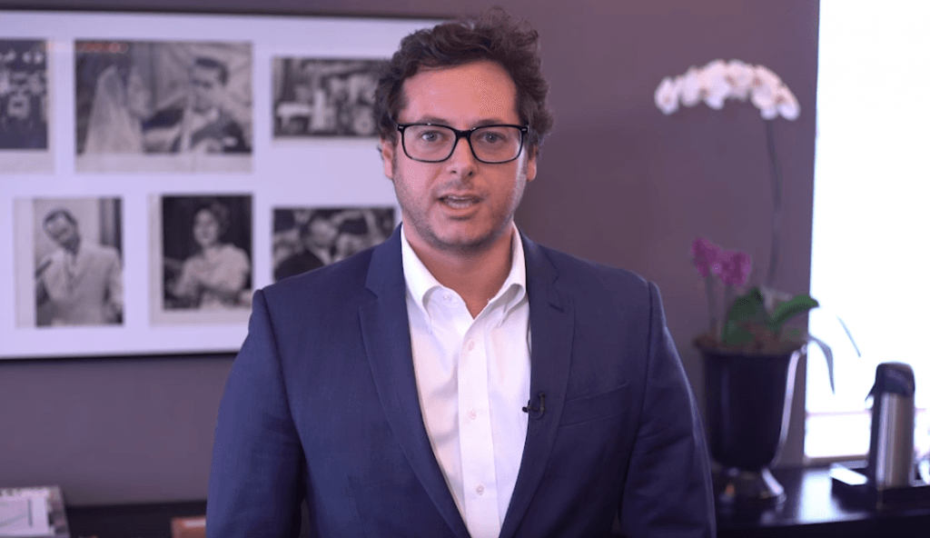Advogado diz que família Bolsonaro saiu para pescar antes de saber sobre operação da PF