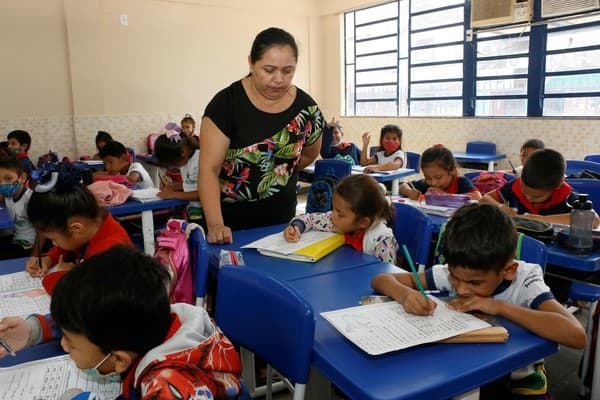Seduc-AM anuncia abertura de inscrições para seleção com 3,6 mil vagas destinadas a professores