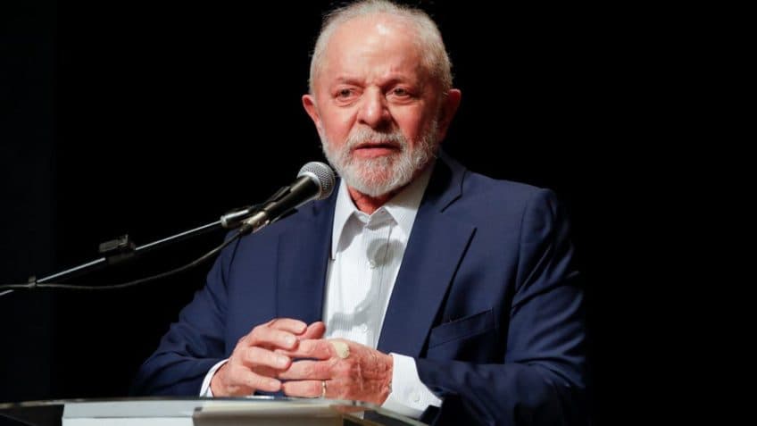 Ministros disputam espaço no governo de olho na sucessão de Lula, dizem fontes