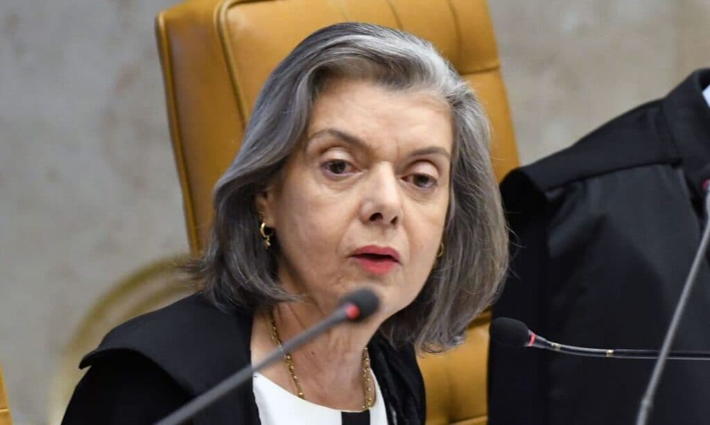 AtlasIntel: Cármen Lúcia é única do STF bem avaliada